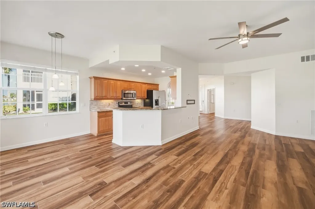 3053 Driftwood Way Naples FL 34109