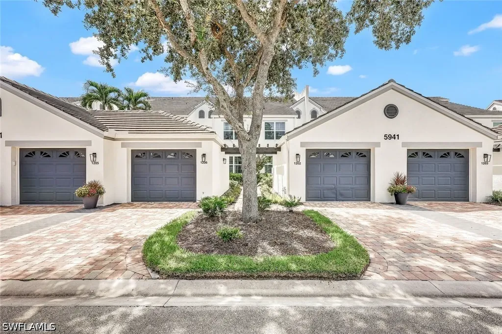 5941 Sand Wedge Lane Naples FL 34110
