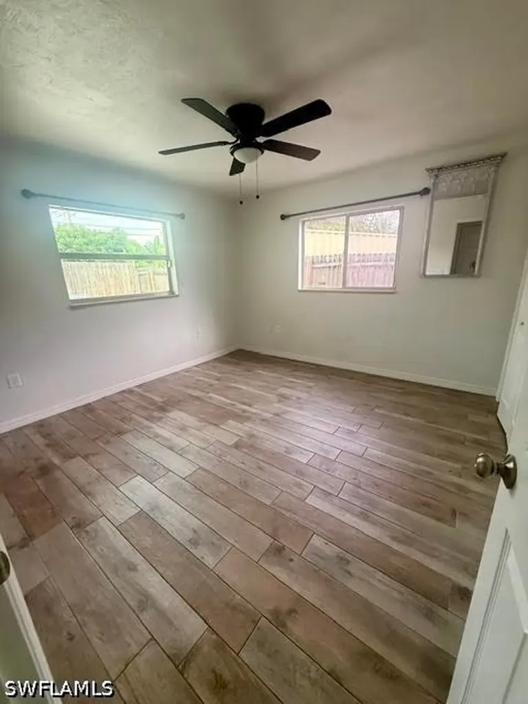 11607 Mckenna Avenue Bonita Springs FL 34135