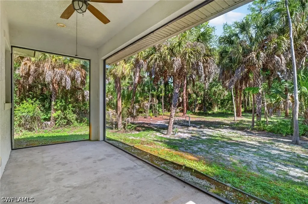 2745 22nd Avenue NE Naples FL 34120