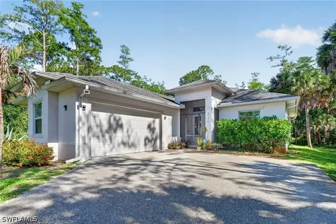 2745 22ND Avenue NE Naples FL 34120