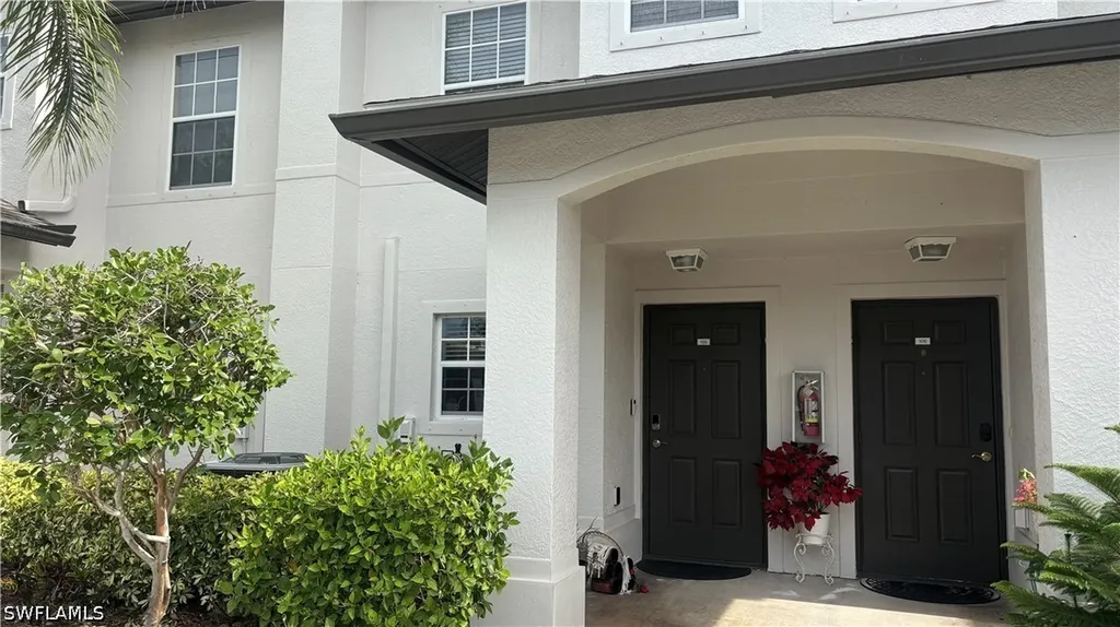 9064 Gervais Circle Naples FL 34120