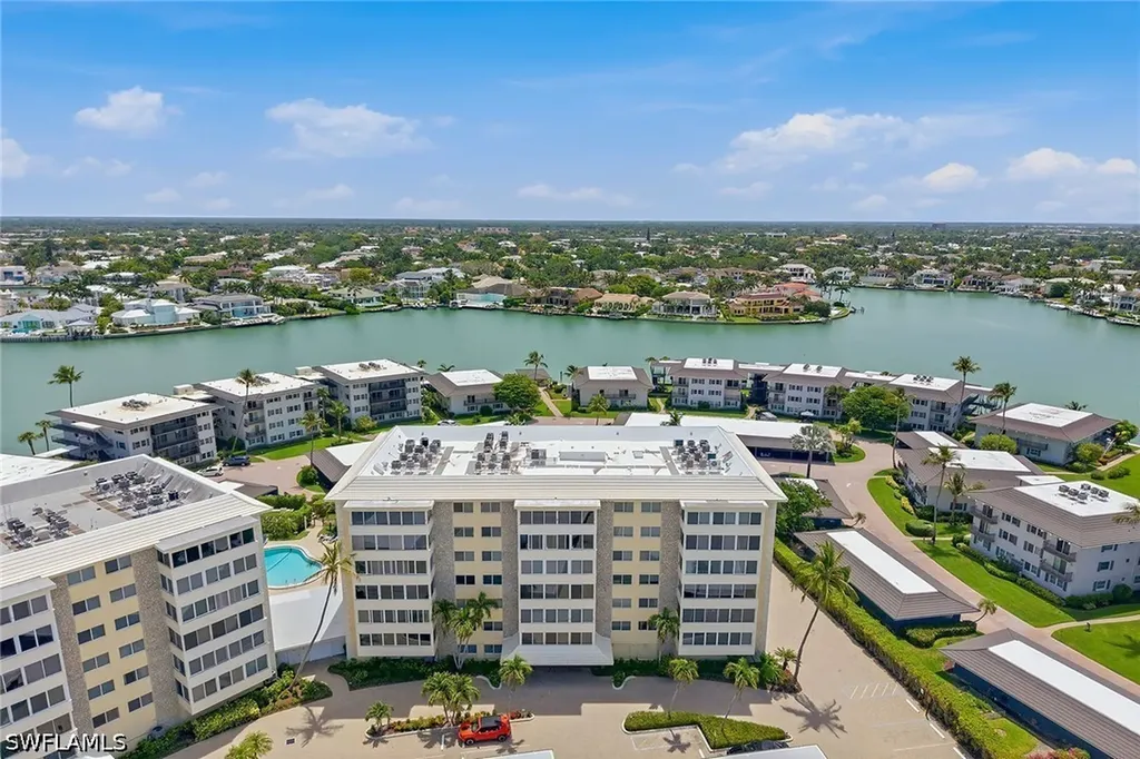 3410 Gulf Shore Boulevard N Naples FL 34103