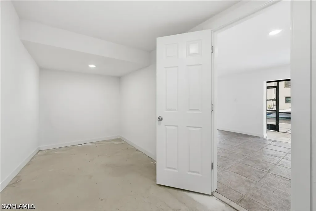 9395 Pennsylvania Avenue Bonita Springs FL 34135