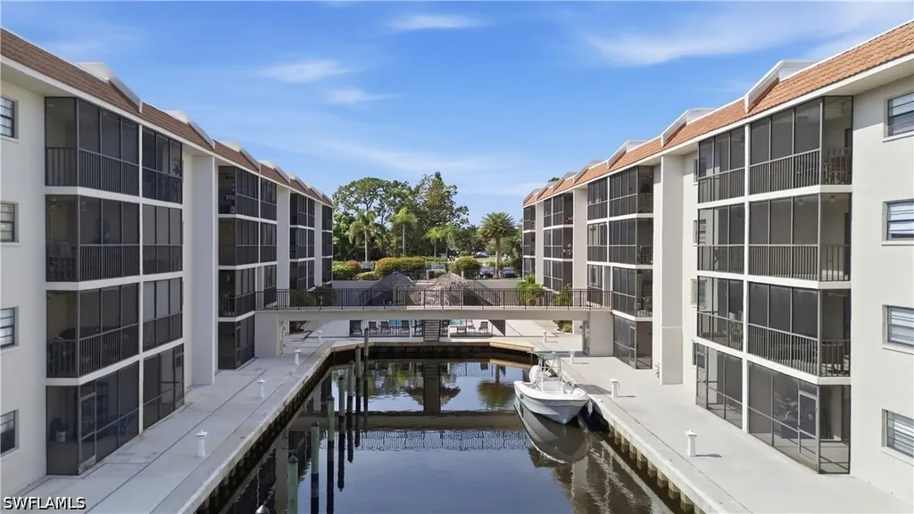 9395 Pennsylvania Avenue Bonita Springs FL 34135