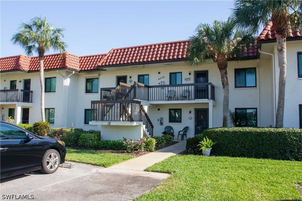 4326 27th Court SW Naples FL 34116