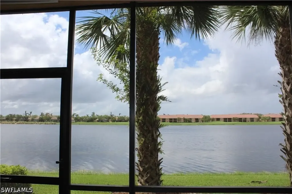 10474 Smokehouse Bay Drive Naples FL 34120
