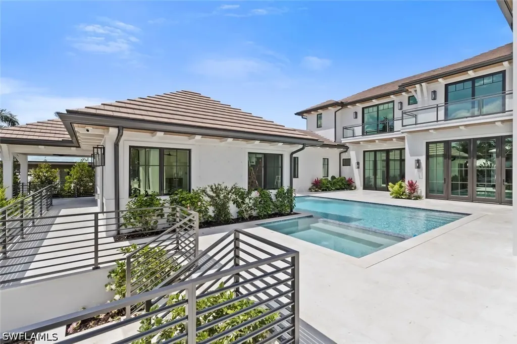 Naples FL 34102
