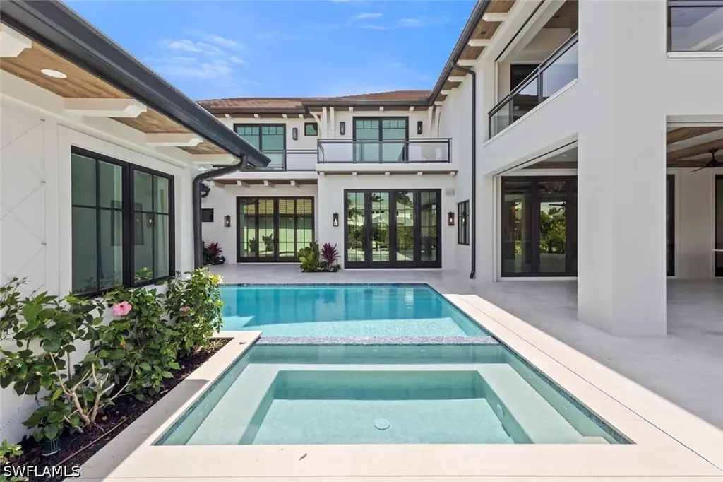 Naples FL 34102