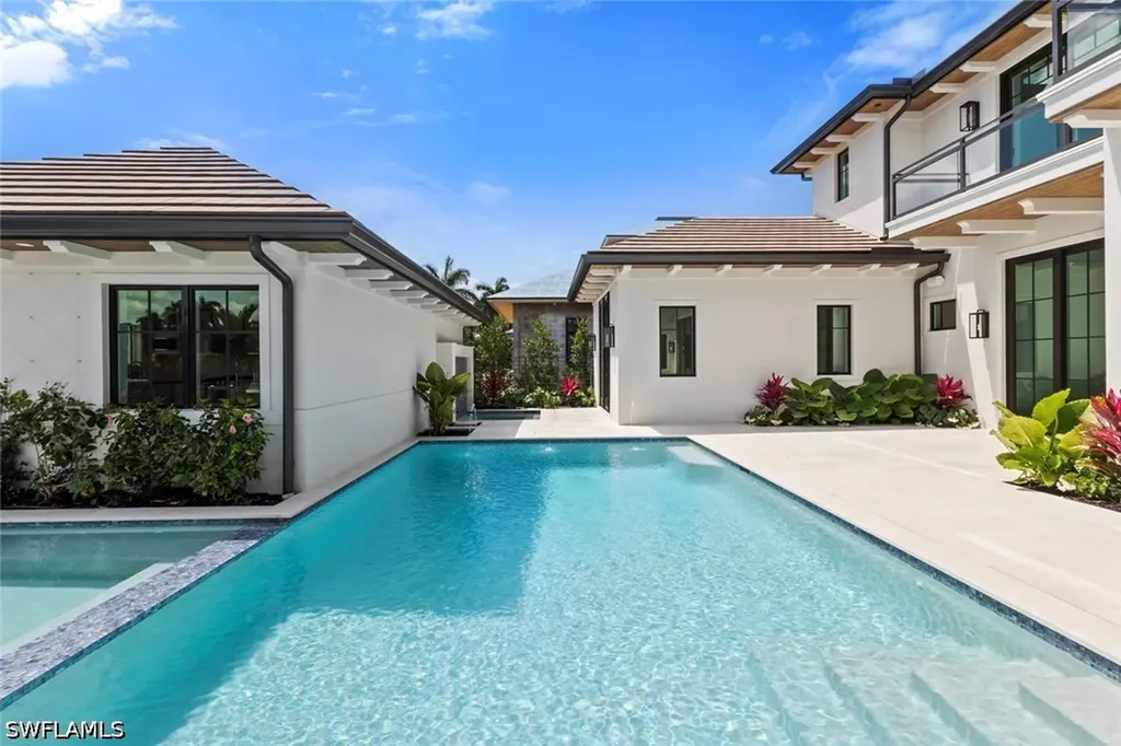 Naples FL 34102
