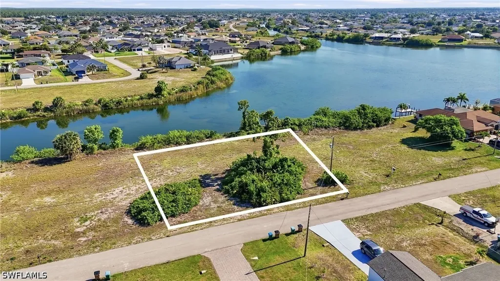 527 NW 24th Terrace Cape Coral FL 33993