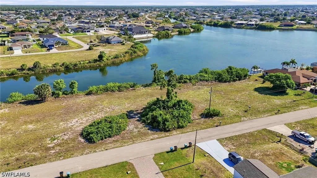 527 NW 24th Terrace Cape Coral FL 33993