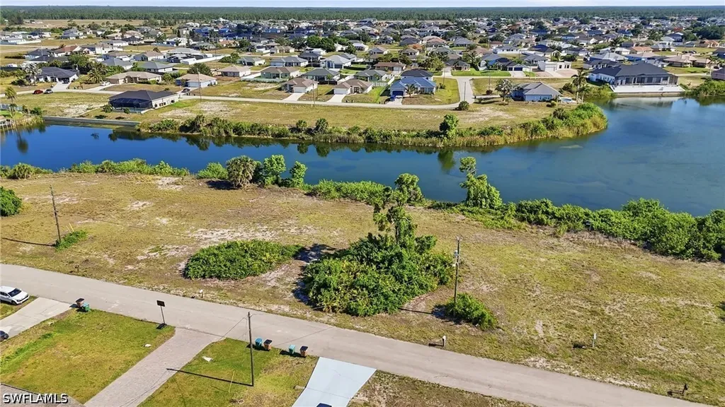 527 NW 24th Terrace Cape Coral FL 33993