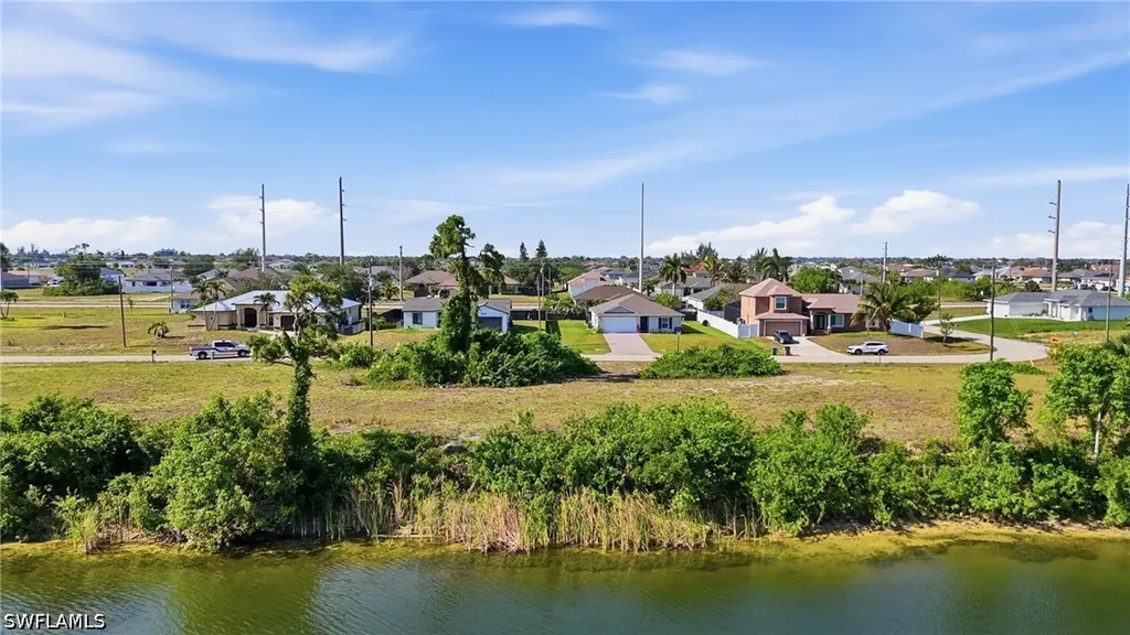 527 NW 24th Terrace Cape Coral FL 33993