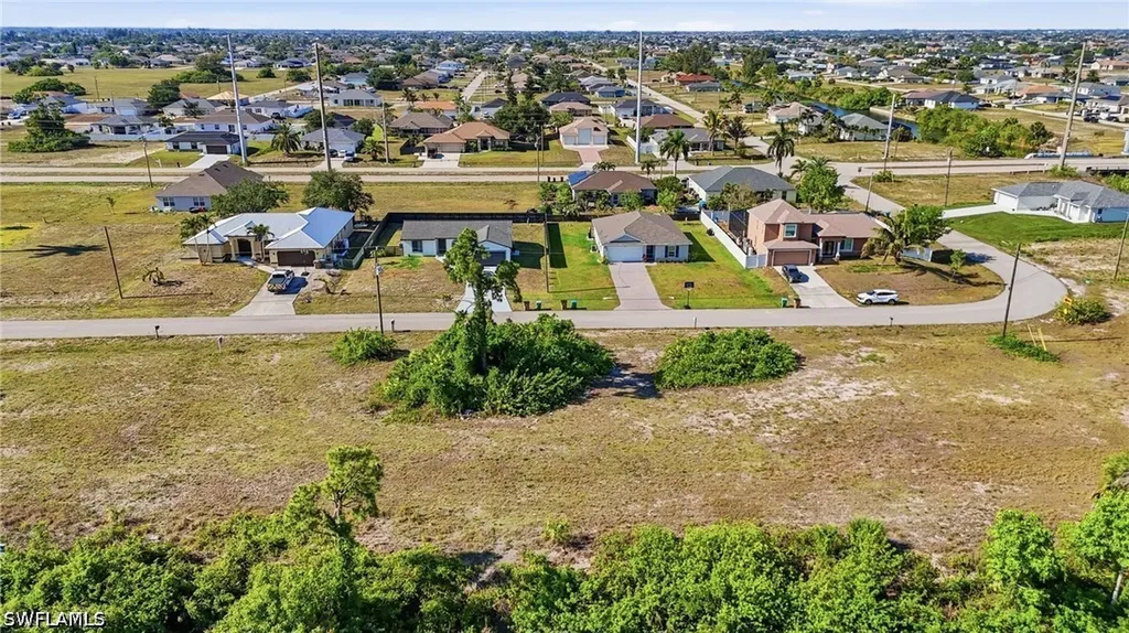 527 NW 24th Terrace Cape Coral FL 33993