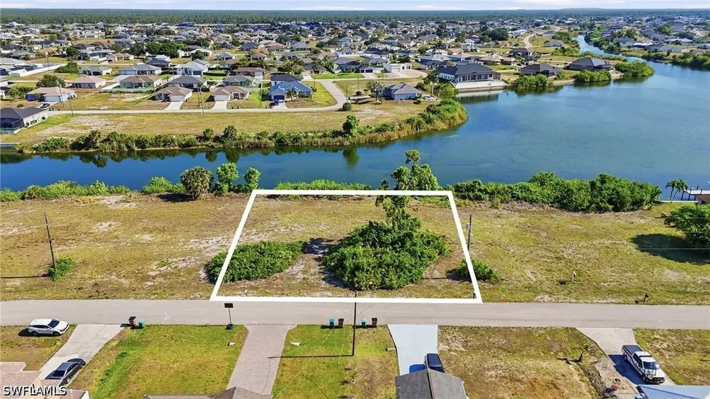 527 NW 24th Terrace Cape Coral FL 33993