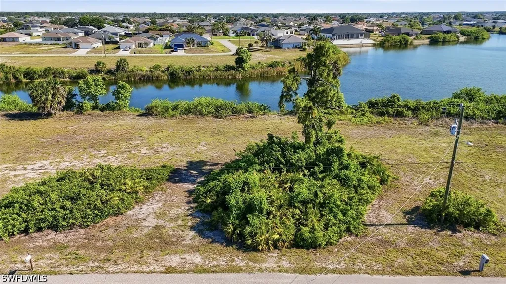 527 NW 24th Terrace Cape Coral FL 33993