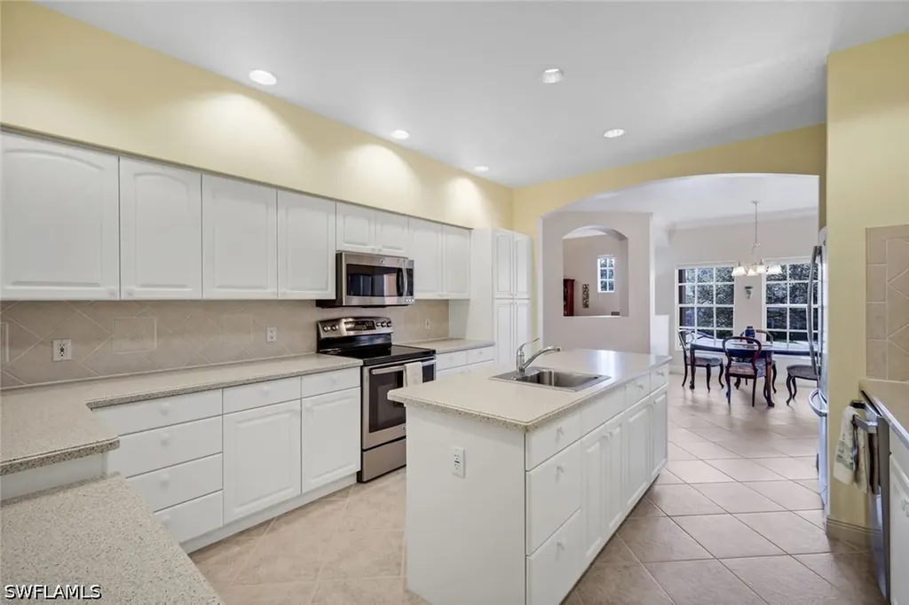 Naples FL 34109