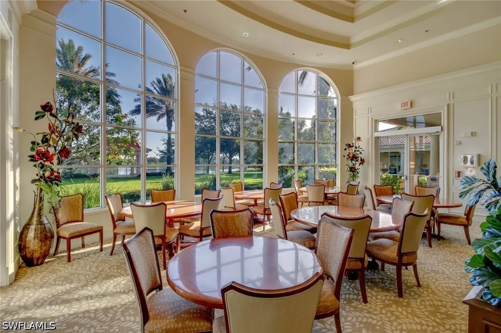 6284 Towncenter Circle Naples FL 34119