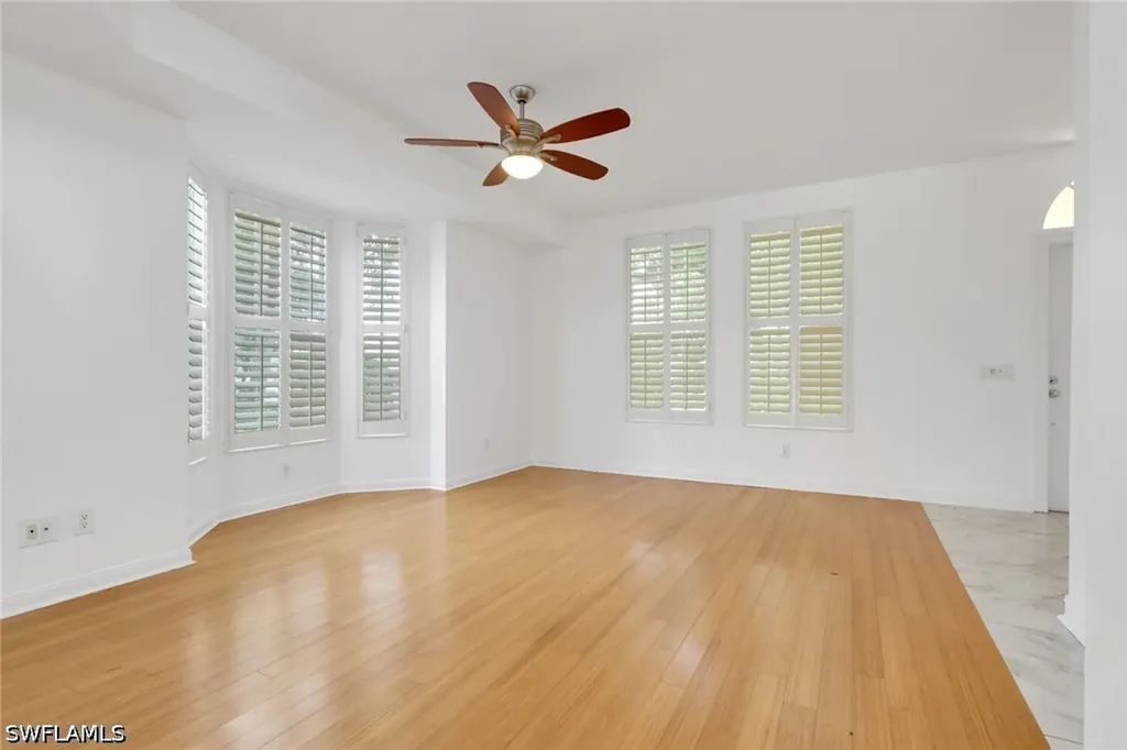 6284 Towncenter Circle Naples FL 34119