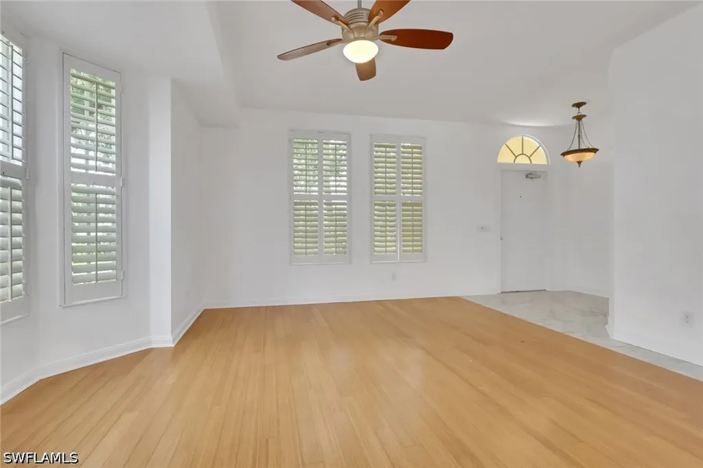 6284 Towncenter Circle Naples FL 34119