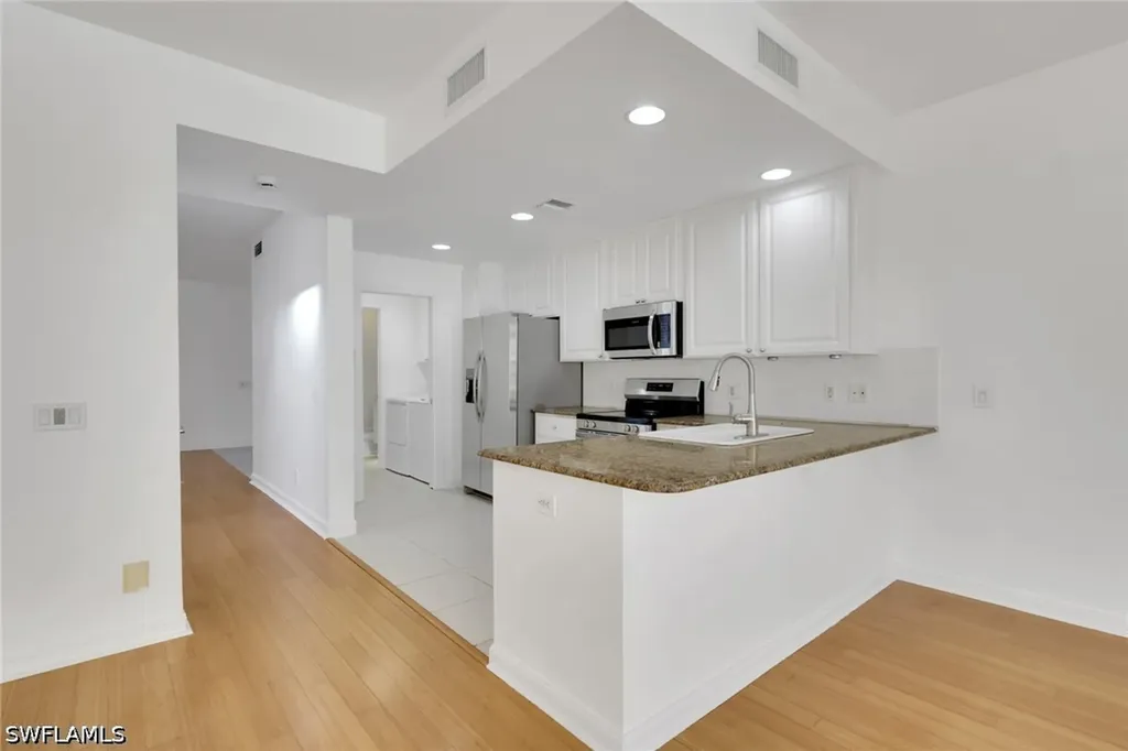 6284 Towncenter Circle Naples FL 34119