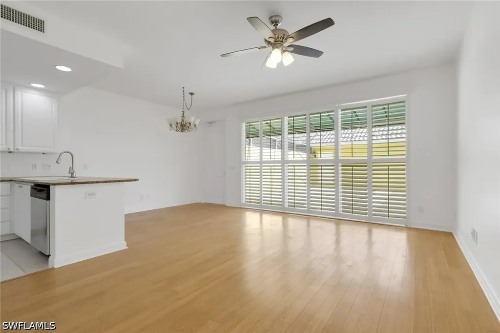 6284 Towncenter Circle Naples FL 34119