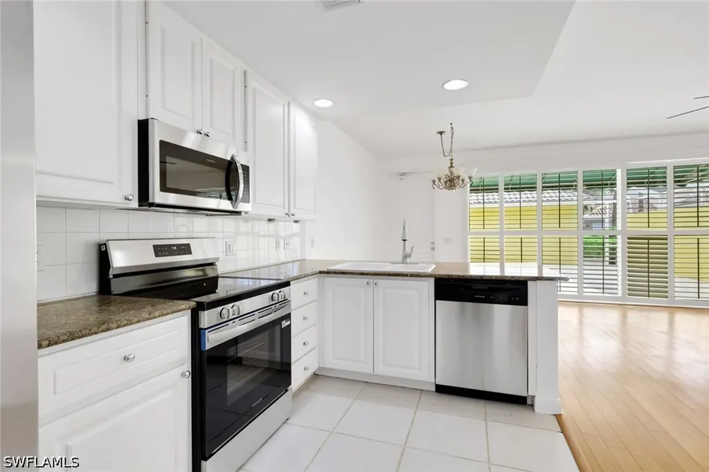 6284 Towncenter Circle Naples FL 34119