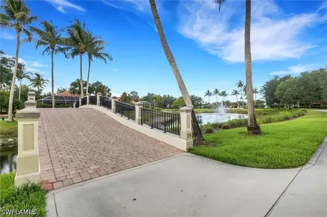 6284 Towncenter Circle Naples FL 34119