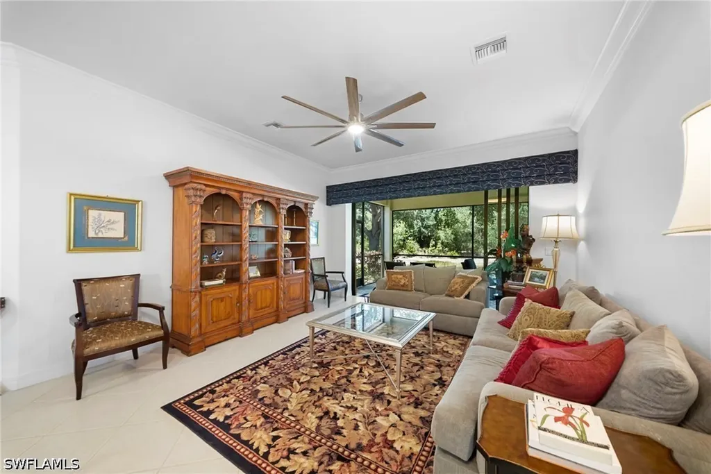 955 Tivoli Court Naples FL 34104