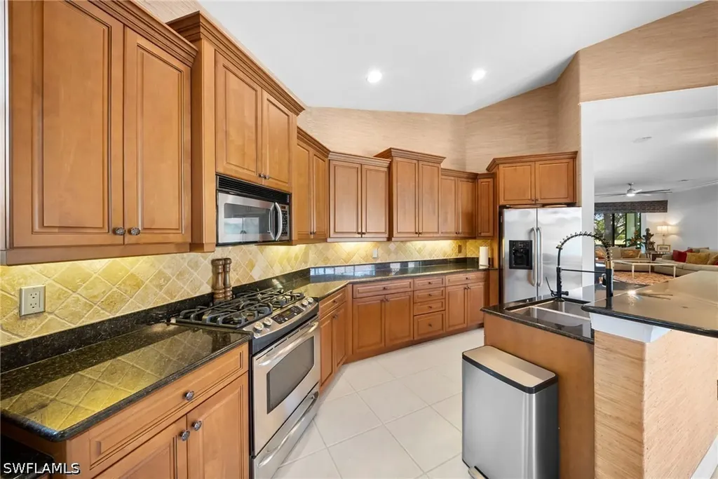 955 Tivoli Court Naples FL 34104