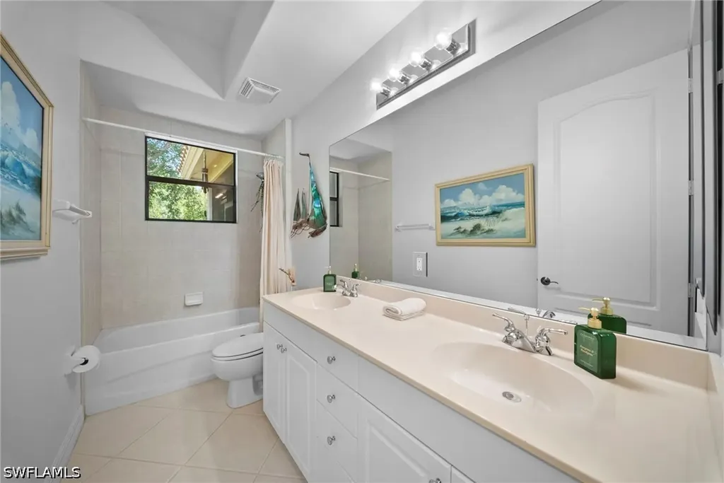 955 Tivoli Court Naples FL 34104