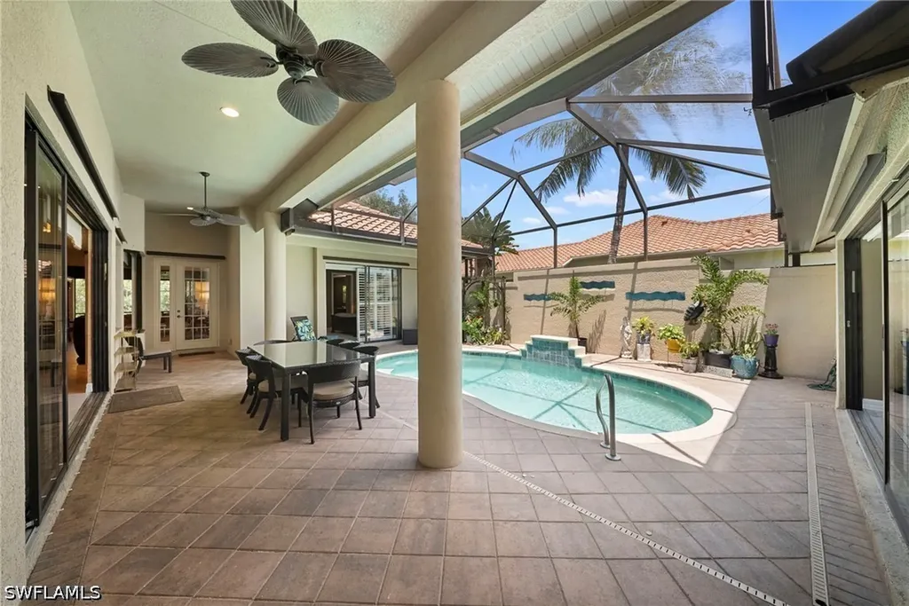 955 Tivoli Court Naples FL 34104