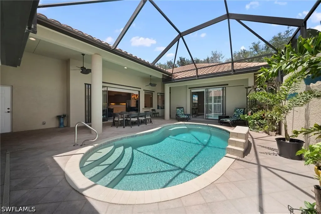 955 Tivoli Court Naples FL 34104