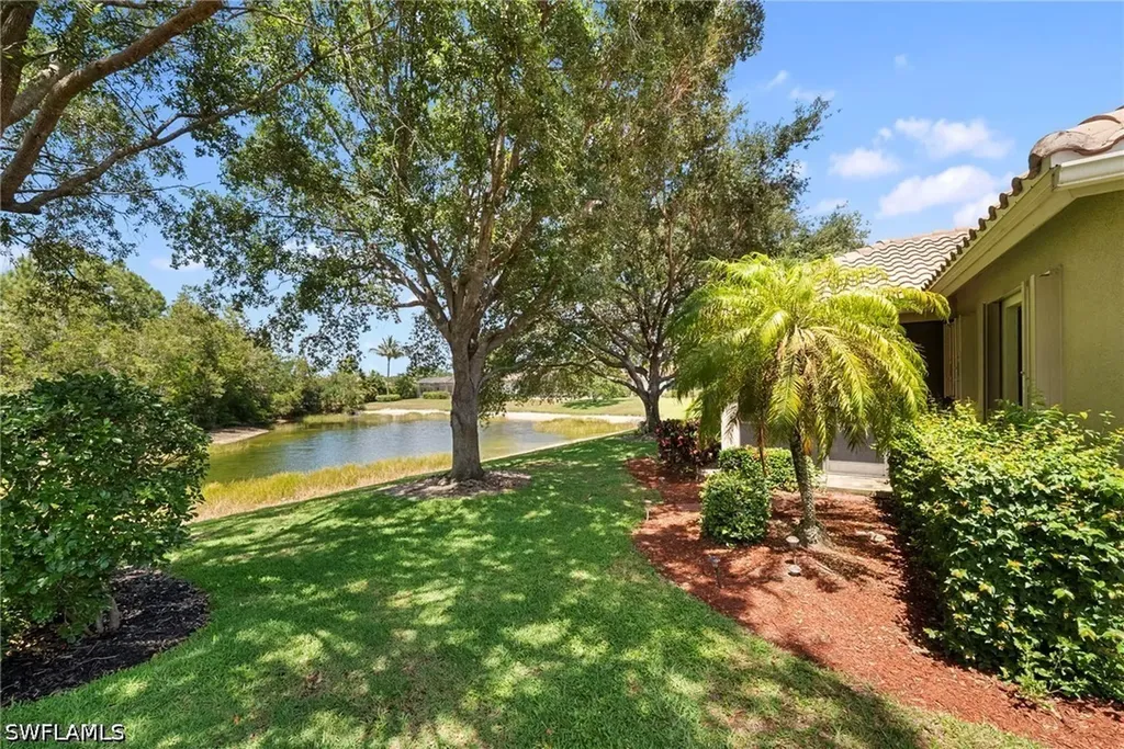 955 Tivoli Court Naples FL 34104