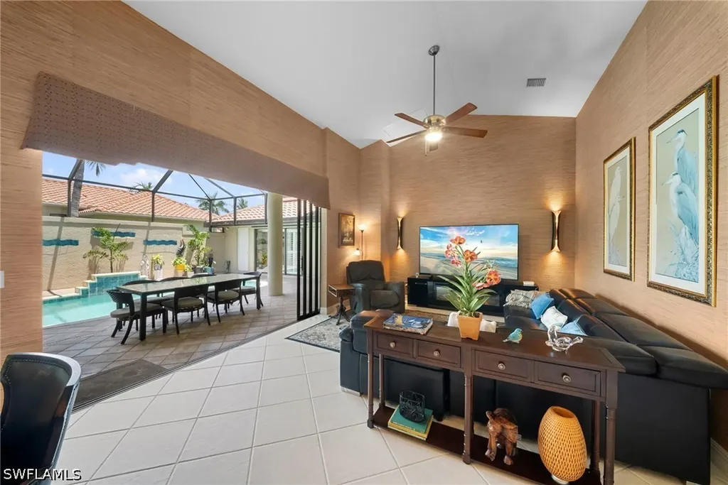 955 Tivoli Court Naples FL 34104