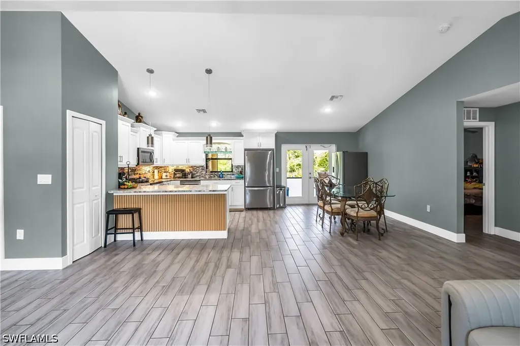 605 E 11th Street Lehigh Acres FL 33972