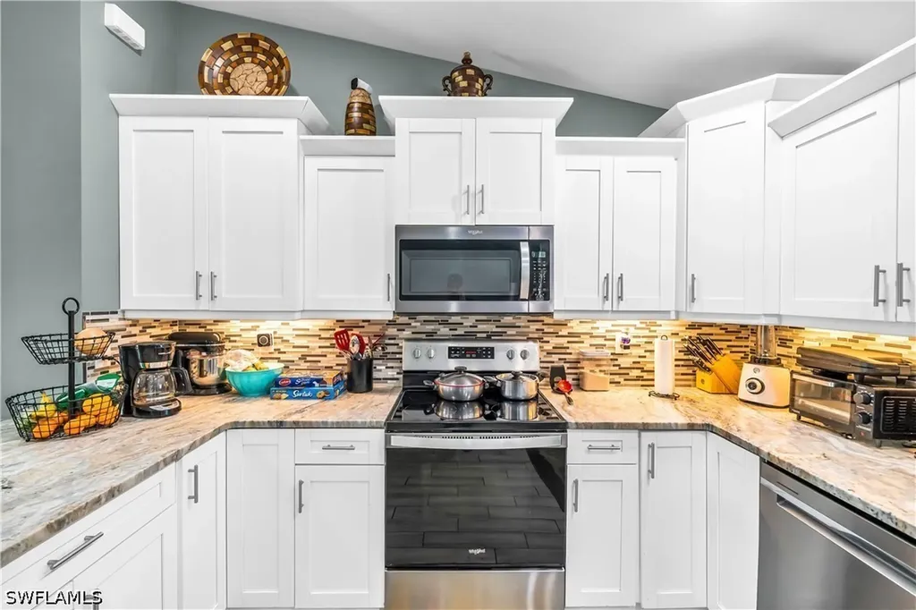 605 E 11th Street Lehigh Acres FL 33972