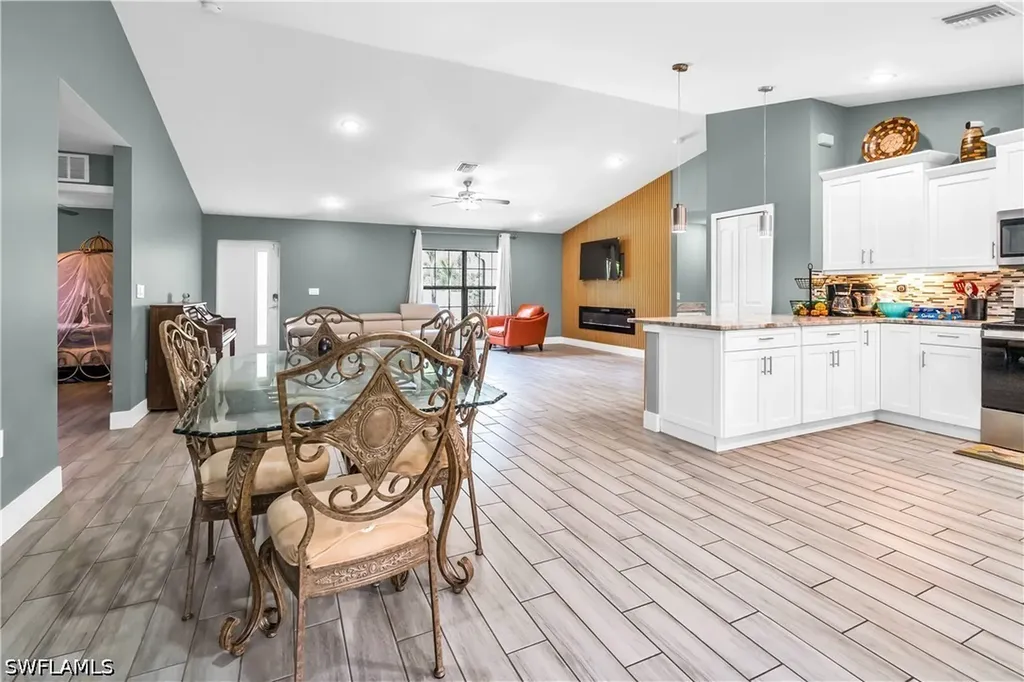 605 E 11th Street Lehigh Acres FL 33972