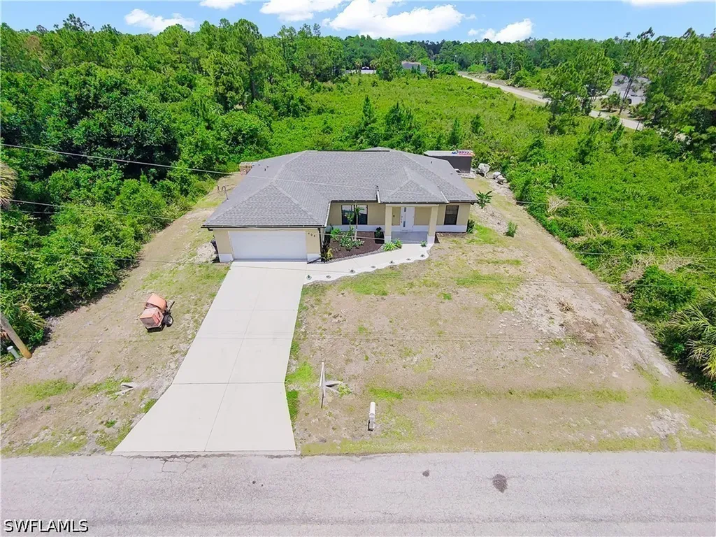605 E 11th Street Lehigh Acres FL 33972