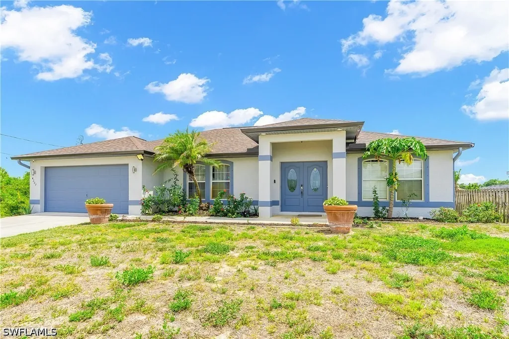 4207 30th Street SW Lehigh Acres FL 33976