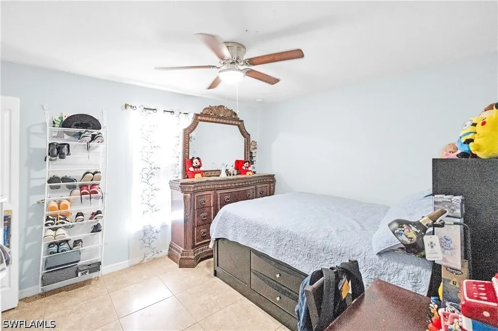4207 30th Street SW Lehigh Acres FL 33976