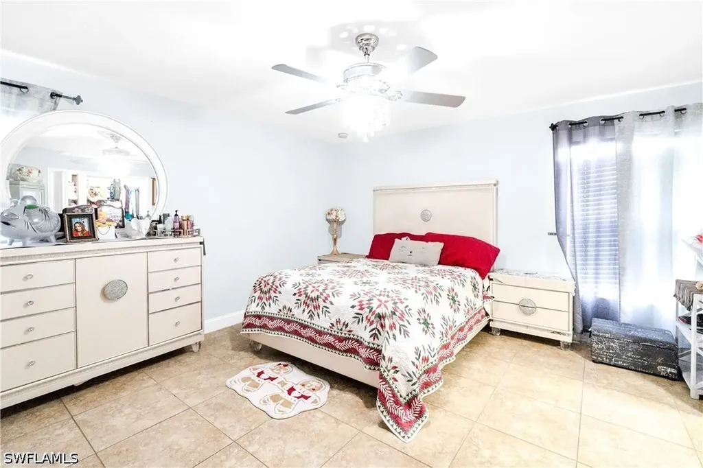 4207 30th Street SW Lehigh Acres FL 33976