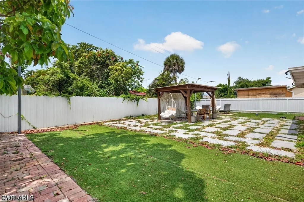 4830 Cortez Circle Naples FL 34112