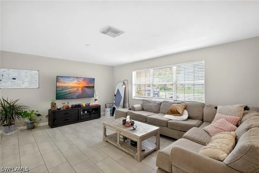 4830 Cortez Circle Naples FL 34112