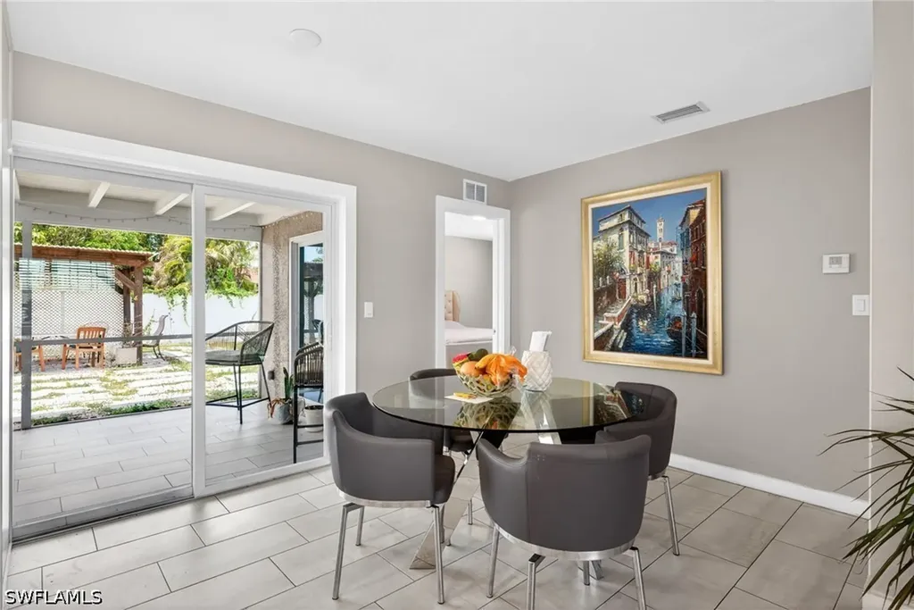 4830 Cortez Circle Naples FL 34112