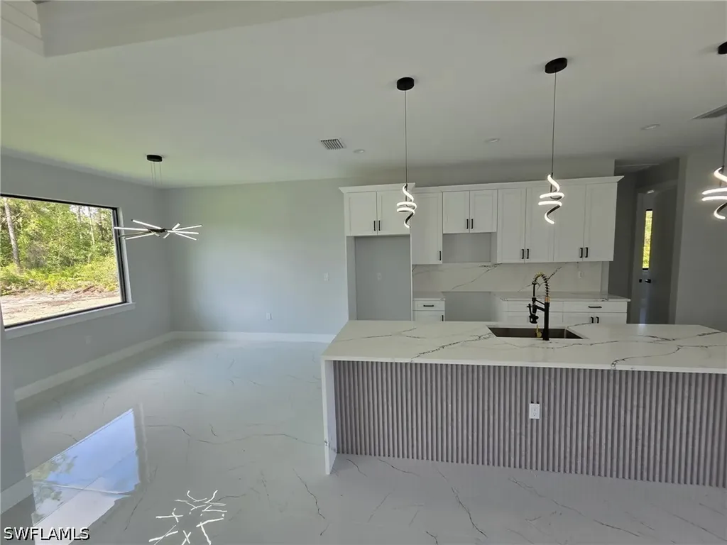 4104 16th Avenue NE Naples FL 34120