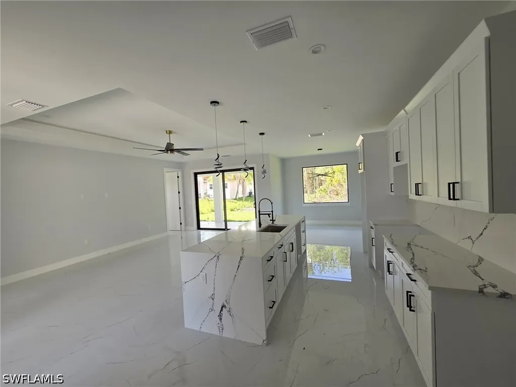 4104 16th Avenue NE Naples FL 34120