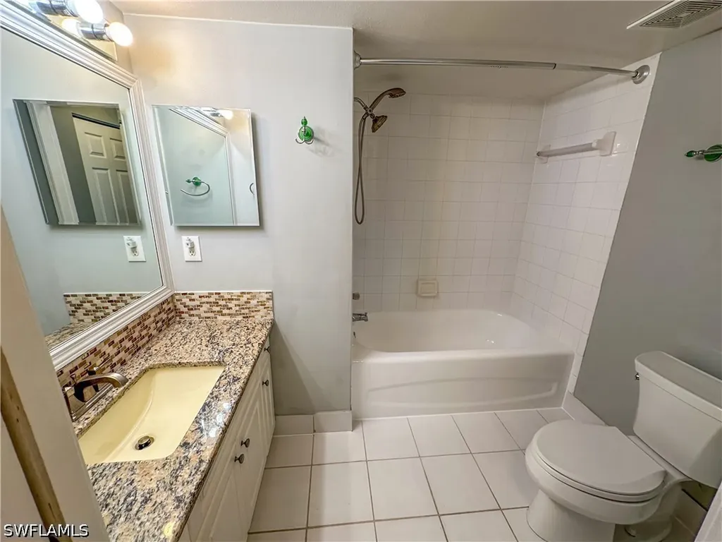1250 Wildwood Lakes Boulevard Naples FL 34104