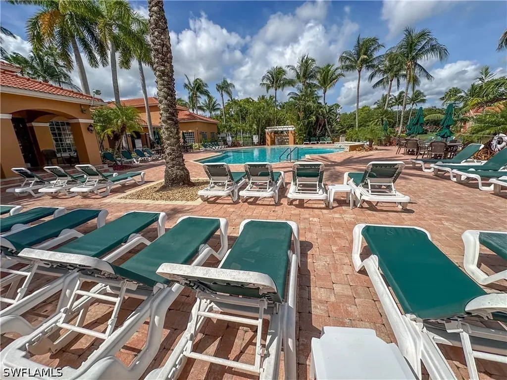 1250 Wildwood Lakes Boulevard Naples FL 34104